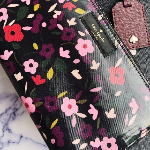 Kate Spade Large Floral Continental Wallet🌸💞 - Picture 3 of 8